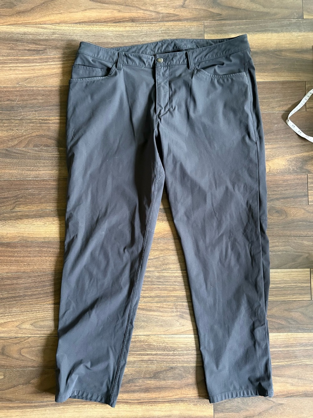 lululemon athletica Men's Charcoal Stretch Chinos